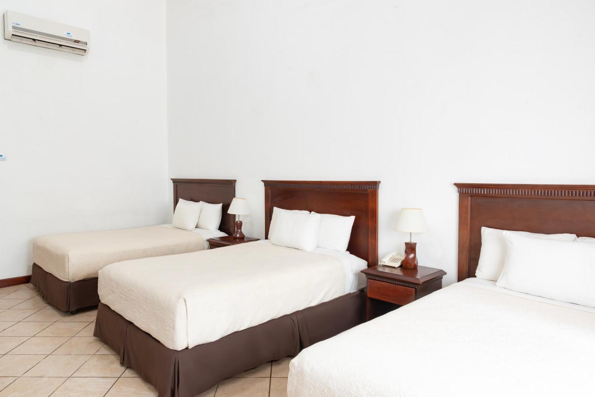 Hotel Cayman Suites Monterrico Buitenkant foto