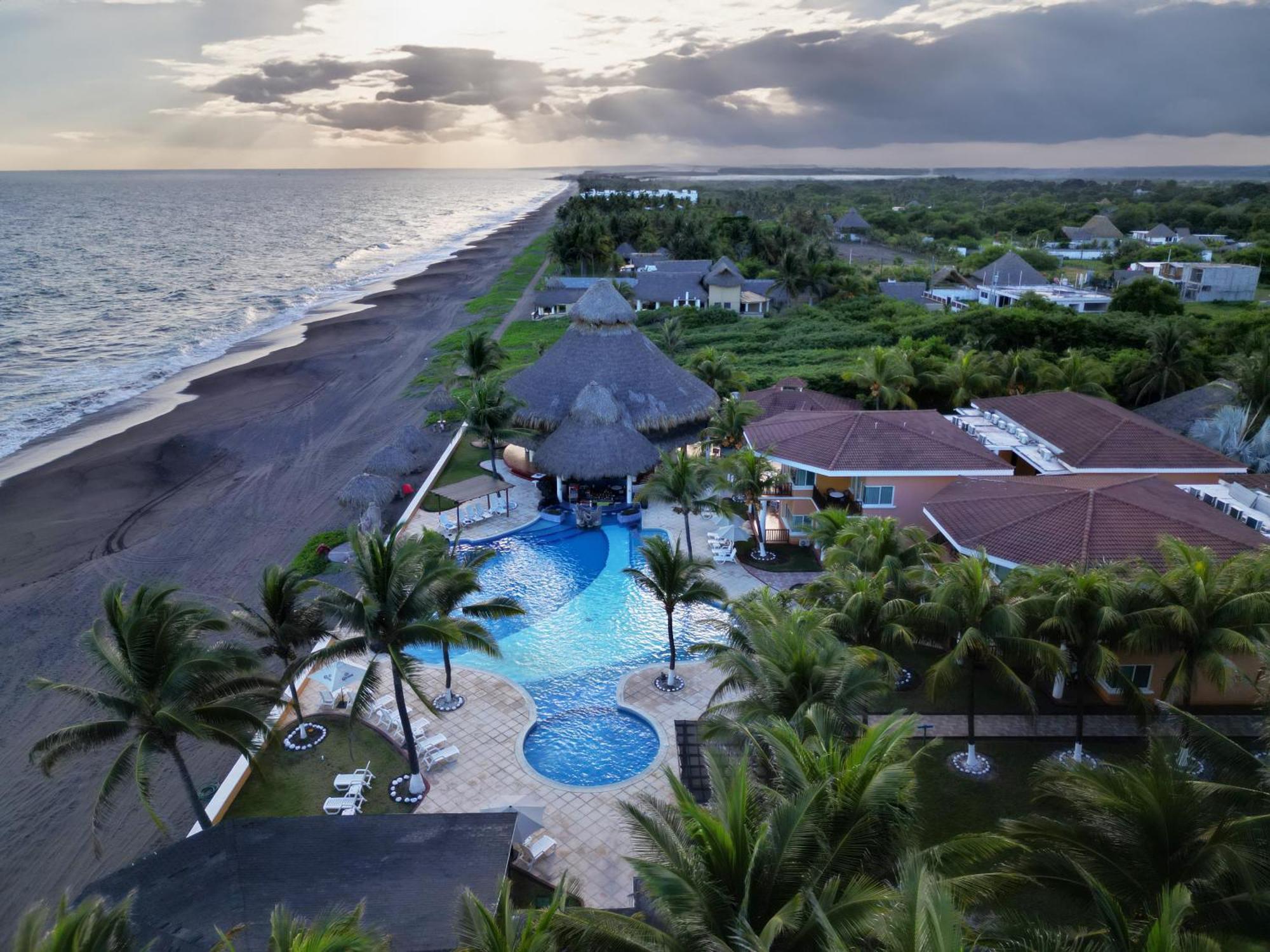 Hotel Cayman Suites Monterrico Buitenkant foto