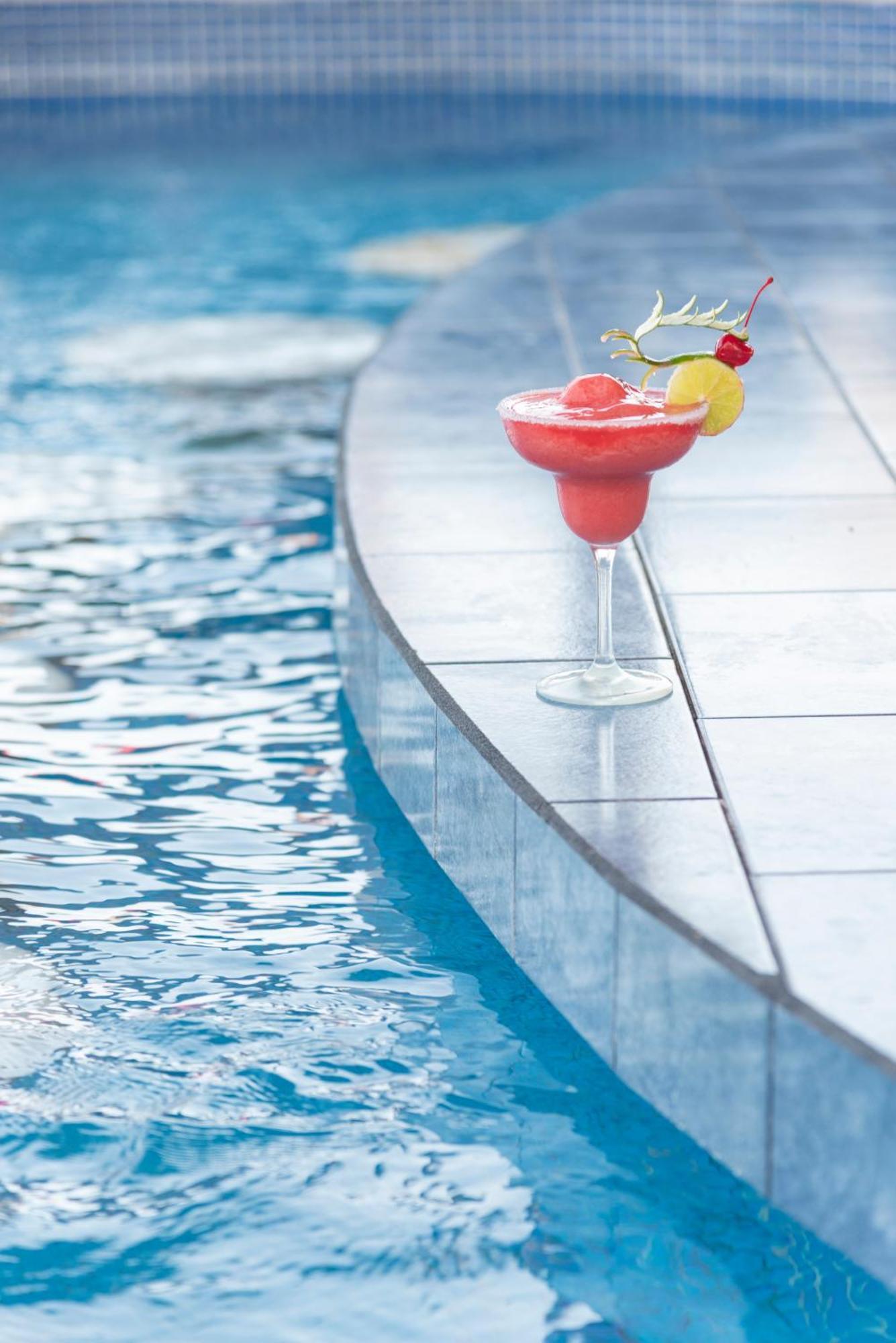 Hotel Cayman Suites Monterrico Buitenkant foto