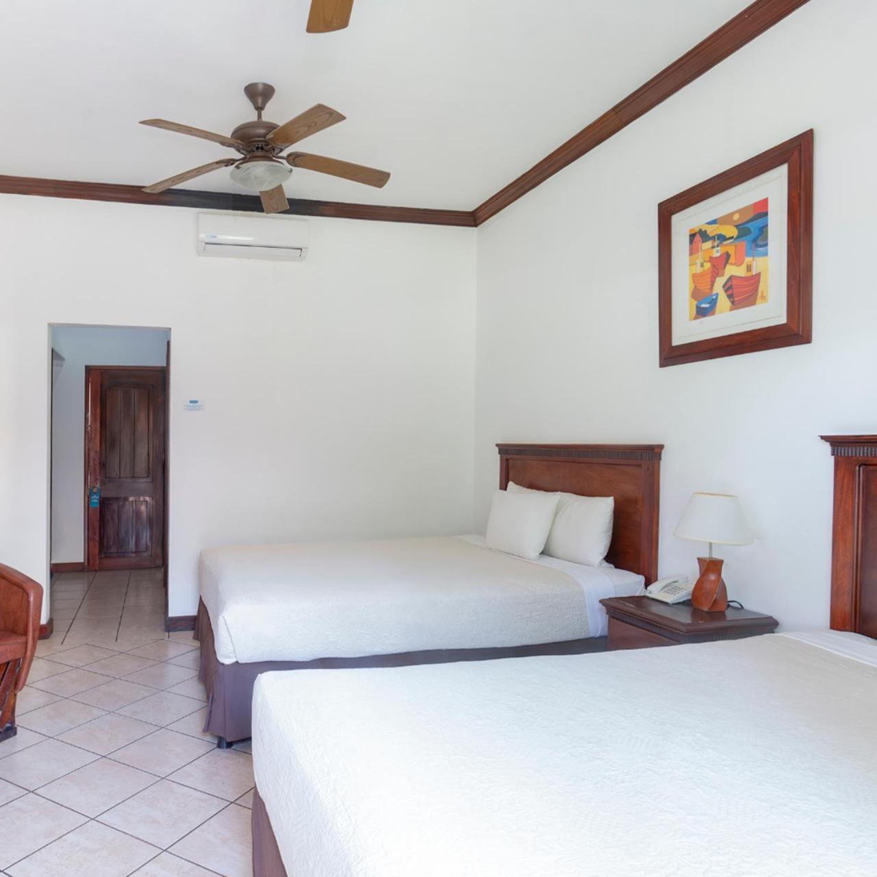 Hotel Cayman Suites Monterrico Buitenkant foto